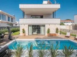 Villa Golden Shine