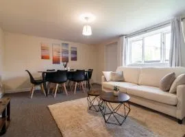 Charming 3 Bed Flat by Harbour