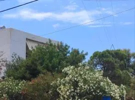 Αριάδνη στούντιο με θέα