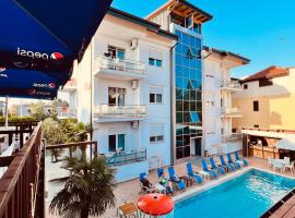 Brian Hotel, hotel di Velipojë