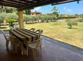 La Paulonia Country House, hotel in Capezzano Pianore,