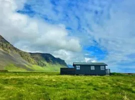 Green Farm Stay with private hot tub