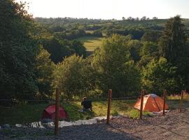 Wildcamping Gilbert Hight, glamping site in Cynghordy