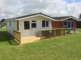 Castaway Cabin