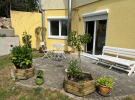 Einliegerwohnung in ruhiger Lage, hotel en Gunningen