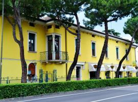 South Garda Suites, hotel en Desenzano del Garda