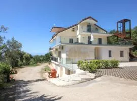 Stunning Apartment In Agropoli
