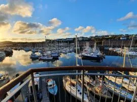 Marina Retreat