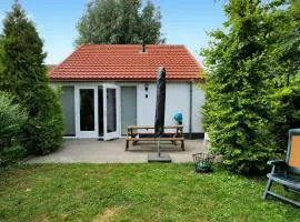 3 Bedroom Cozy Home In Stellendam