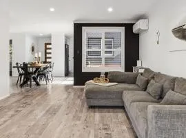 Beachside 24 - Pet Friendly Holiday Home