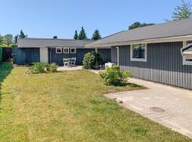 Beautiful Home In Ølsted With Wifi, hotel in Ølsted