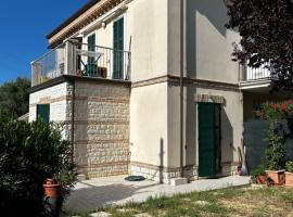 Appartamento con giardino Coppo Sirolo, villa en Sirolo