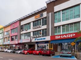 SPOT ON 89757 The Rooms JB, hotel near Senai International Airport - JHB, Skudai