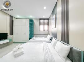 Golden Sun Hotel 5 - Quận 2، فندق في مدينة هوشي منه