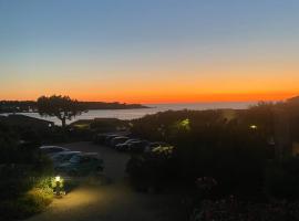 Trilocale vista mare, hotel i Lumio