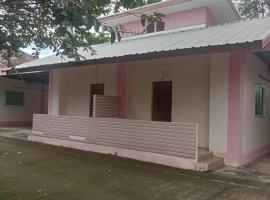 Baanmo Resort บ้านหมอรีสอร์ต, hotel v destinaci Ban Phi