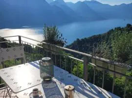 La Bella Vista-panoramic lake view, terrace & swimming pool