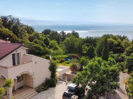 Domizil Opatija A&N, Villa mit Pool, Wohlfühloase zum genießen, ξενοδοχείο σε Poljane
