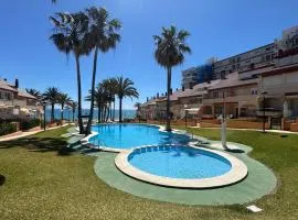 Fantástico Bungalow, piscina y vistas al mar By ElConserje