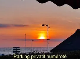 Jardin vue mer et parking privé numéroté