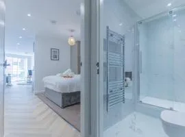 Unit 1 Stylish & Chic 1-BR Flat, Free Wi-Fi, Free Parking, Intimate Location