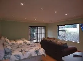 Ojong's Guesthouse Ridgeworth - Bellville