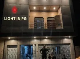 light Inn pg home stay