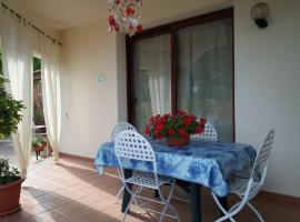 ACQUAMARINA con meraviglioso giardino, hotel in San Teodoro