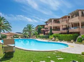 Appartamento fronte piscina a Porto Pozzo