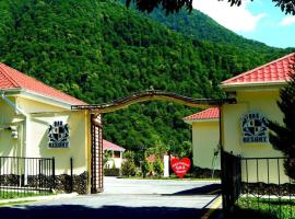 Qax Resort & Restoran, hotel v destinaci Mekhrably