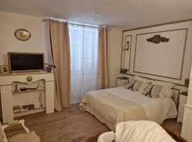Studio luxe Rdc " chez la Juge "