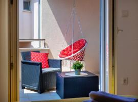 Apartman XOXO, hotel in Tisno