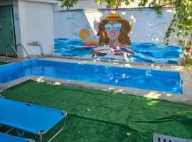 Traveler Hostel 2