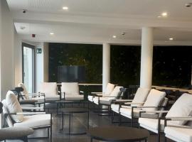 MAISON de VACANCES Bouillon 30 personnes, hotel in Bouillon