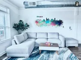 The Stallion #310 - Walk to Museums - Premium Loft with gated parking