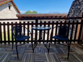 T1 bis nature et confort Vue montagne, proche Grenoble, hotel a Claix