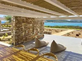 Farous seaside sunset villa