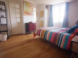 Chambre avec vue sur remparts, hotel in Bayonne