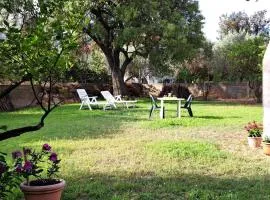 Angolo di Natura - casa con giardino in Sardegna