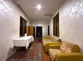 Haer B&B, hotel in Meghri