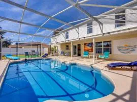 Coastal Retreat - Roomy, Relaxing, Pool