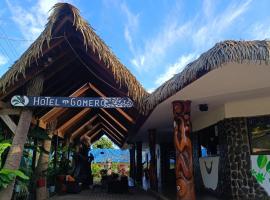 Hotel Gomero、ハンガ・ロアのプール付きホテル