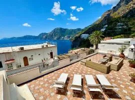 Casa Ella with Private Parking