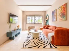 5 min from Airport Equipped Studio Pool