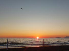 Sea La Vie Tale Apartments – hotel w mieście Tale