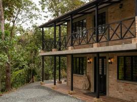 Casa Alto Bonito, hótel í Yumbo
