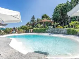 Amazing Home In Piedimonte Etneo