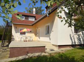 Haus Pelso, habitación en casa particular en Gyenesdiás