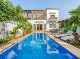 Villa 33 haut standing Avec piscine et Hammam