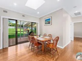 Charming 3-Bedroom House in Beacon Hill
